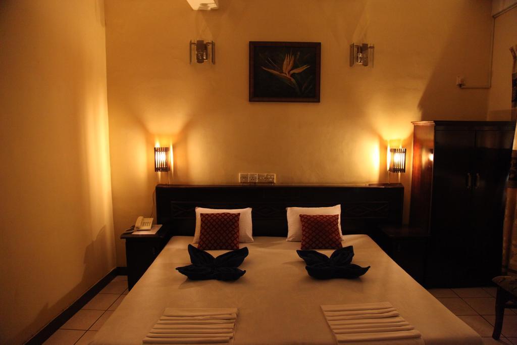 Brighten Hotel Colombo Eksteriør billede